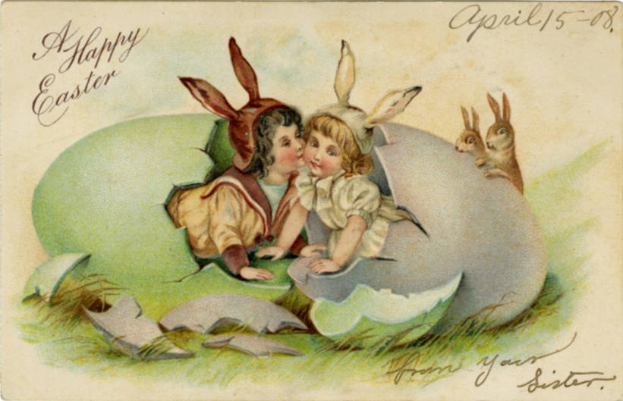 Altmodische Ostern-Postkarte mit zwei Kindern in einem Ei, flankiert von zwei Hasen, mit Text, der einen fröhlichen Ostergruß wünscht.