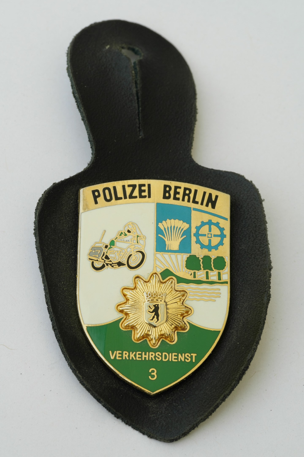 POL-WES: Wesel - 59 neue Auszubildende beginnen ihre erste Ausbildung bei der Polizei in Wesel