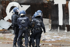 POL-EU: Einbruch und Vandalismus an der Mechernicher Gesamtschule