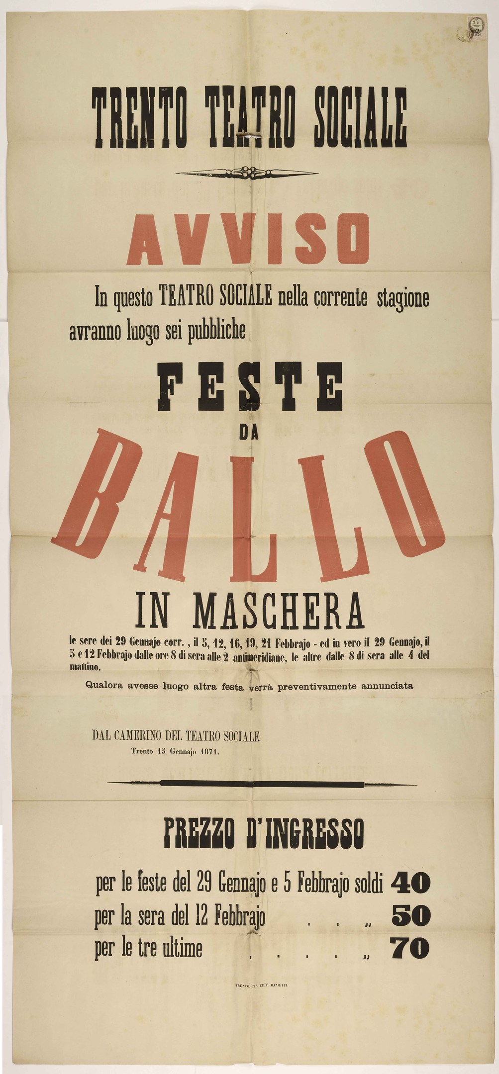 Plakat, das ein altes Festival in Maschera, Italien ankündigt, mit Text, der das Ereignis beschreibt.