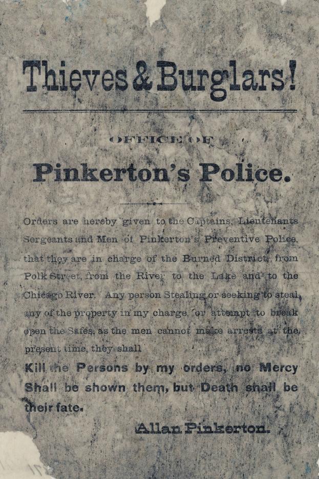 Plakat mit fettem schwarzem Text "Diebe & Einbrecher Pinkertons Polizei" in der Mitte auf einem weißen Hintergrund mit einem schmalen schwarzen Rahmen.